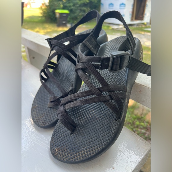 Chacos Black size 9 - Picture 6 of 13
